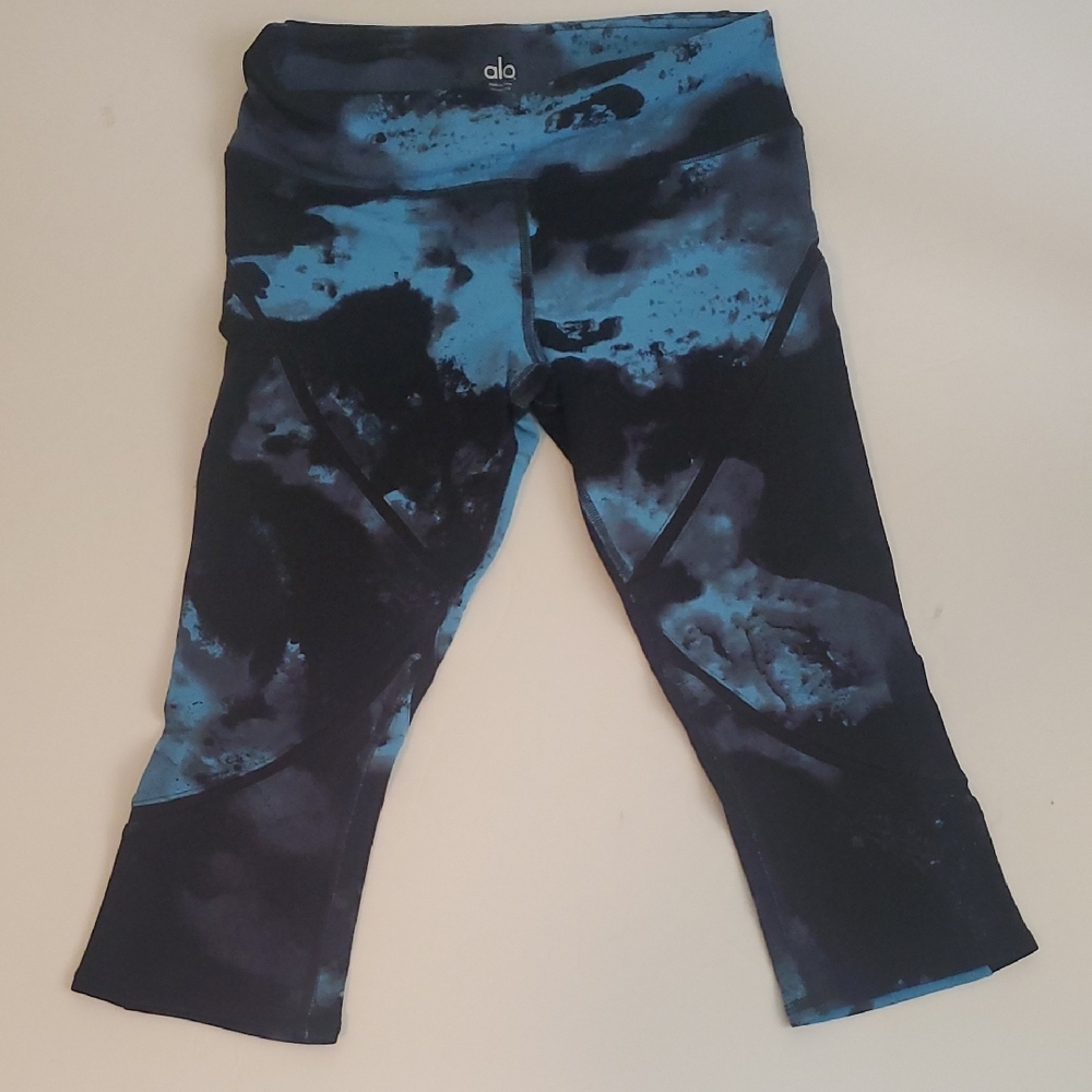 ALO Yoga Kids Blue and Black Leggings